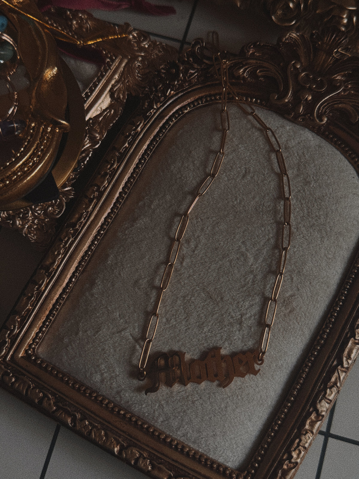 Mother necklace