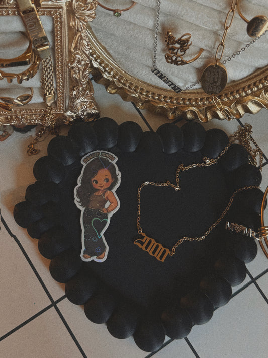 “2000” necklace